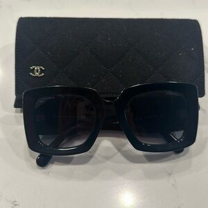 100% Authentic channel sunglasses